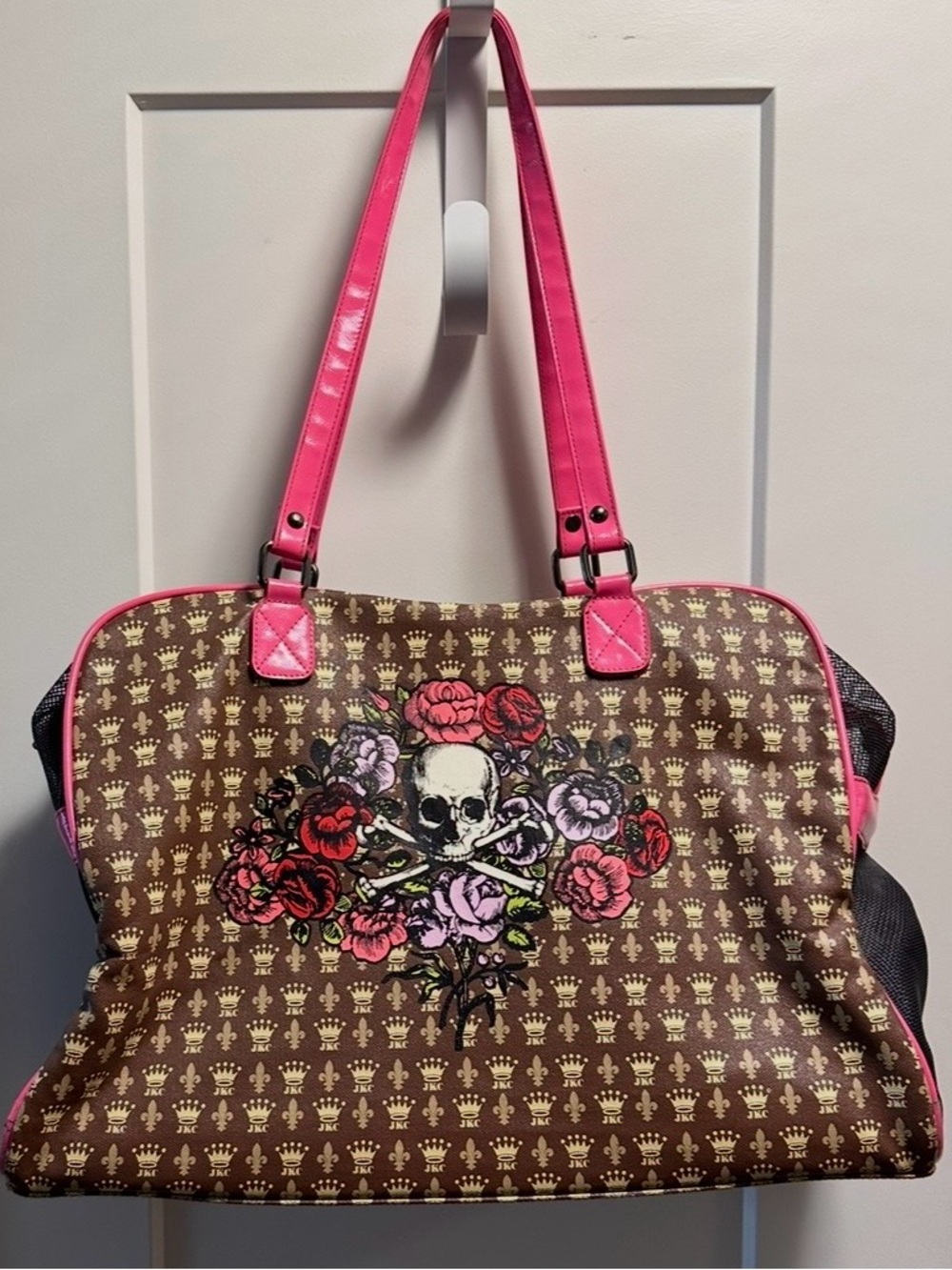 Very Rare Jessica Kagan Cushman Pet Carrier/Gym Bag with Skull & Bones & Roses.